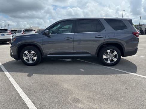 Used 2025 Honda Pilot EX-L image 2