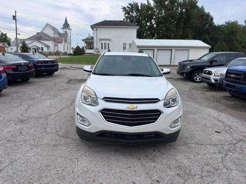 Used 2016 Chevrolet Equinox LTZ w/ Enhanced Convenience Package FWD image 2