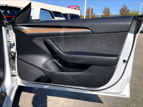 Used 2021 Tesla Model 3 Long Range image 20