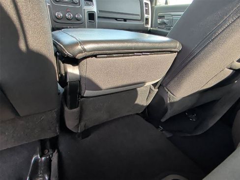 Certified 2024 RAM 1500 Classic SLT AWD/4WD image 28