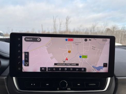 Used 2023 Nissan Altima 2.5 SL image 9