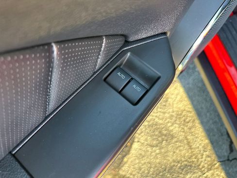 Used 2012 Ford Mustang Premium image 13