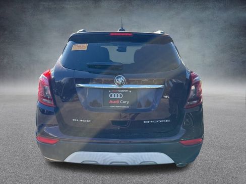 Used 2017 Buick Encore Preferred image 3