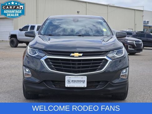 Used 2020 Chevrolet Equinox LT FWD image 2