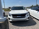 Used 2023 Kia Seltos S image 2