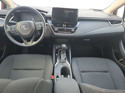 Certified 2023 Toyota Corolla LE image 9