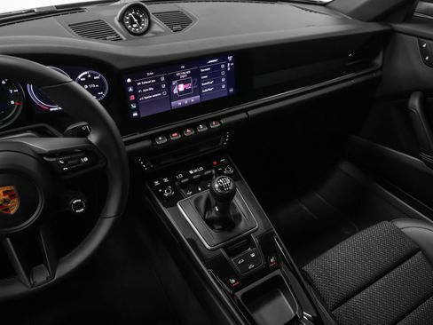 Certified 2024 Porsche 911 Carrera T RWD image 44