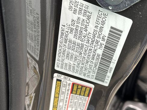 New 2025 Acura RDX SH-AWD image 22