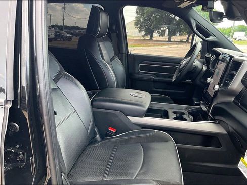 Used 2025 RAM 3500 Laramie w/ Night Edition AWD/4WD image 30
