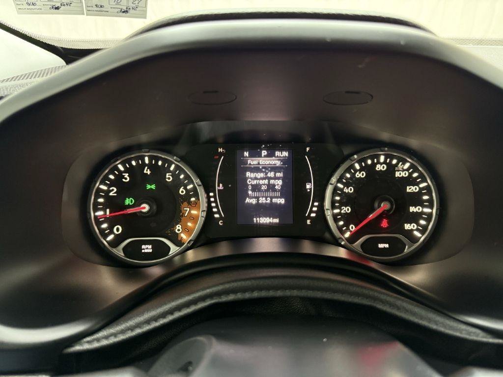 Used 2016 Jeep Renegade 75th Anniversary AWD/4WD image 15