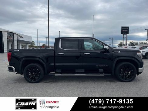 Used 2022 GMC Sierra 1500 SLT w/ SLT Premium Plus Package AWD/4WD image 8