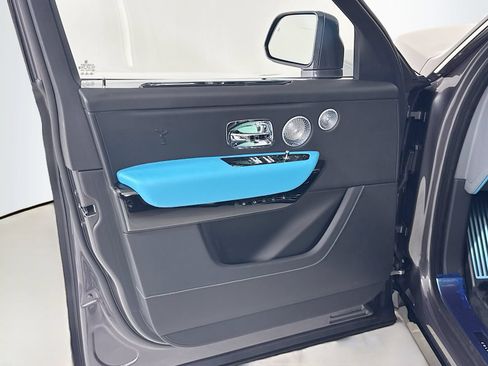 New 2026 Rolls-Royce Cullinan AWD/4WD image 16