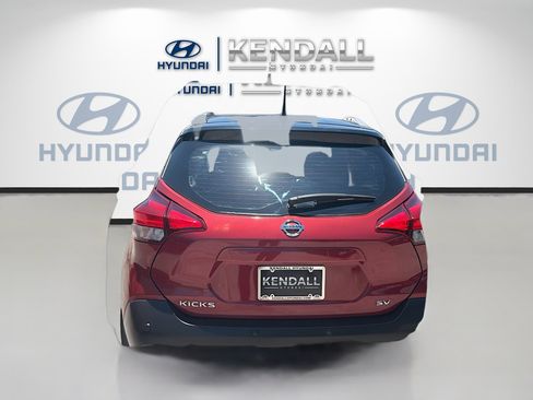 Used 2020 Nissan Kicks SV FWD image 5