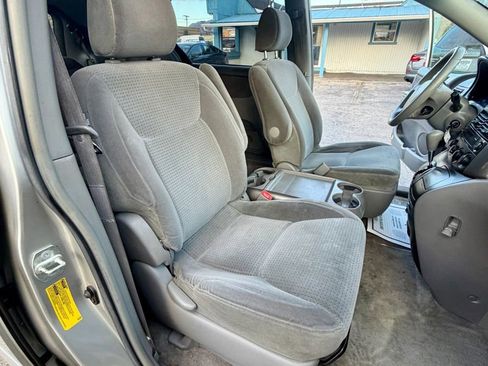 Used 2006 Toyota Sienna LE FWD image 14