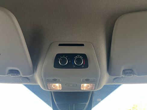 Used 2024 Ford Transit 350 XLT RWD image 25
