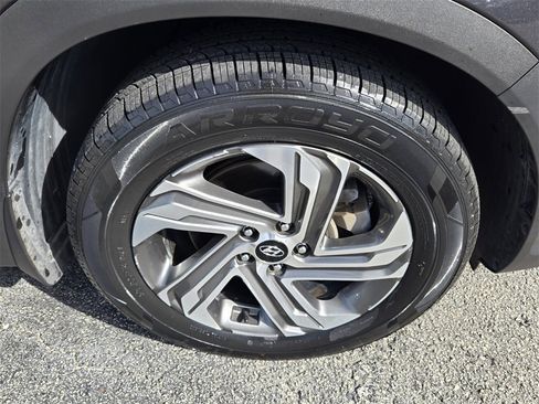 Certified 2023 Hyundai Santa Fe SE image 17