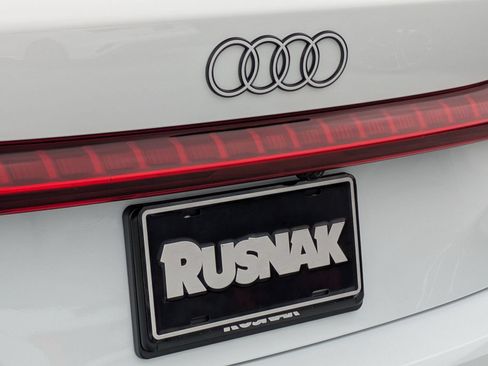 Used 2025 Audi A5 2.0T Premium w/ Convenience Package AWD/4WD image 19