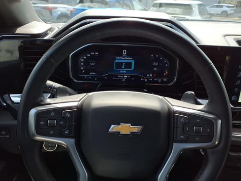 Used 2024 Chevrolet Silverado 1500 LTZ w/ Z71 Off-Road Package AWD/4WD image 11