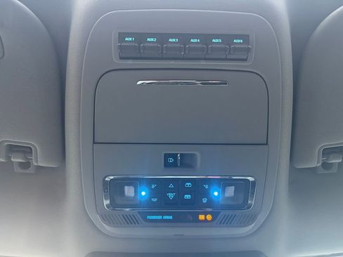 Used 2023 Ford F350 Lariat w/ Chrome Package image 42