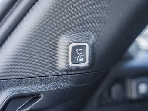 New 2025 Jeep Grand Cherokee Limited w/ MOPAR Finishing Package image 11