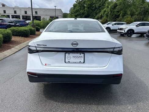 New 2026 Nissan Sentra SV w/ SV Convenience Package FWD image 6
