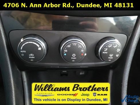 Used 2013 Chrysler 200 Limited w/ Sun/Sound Group image 16