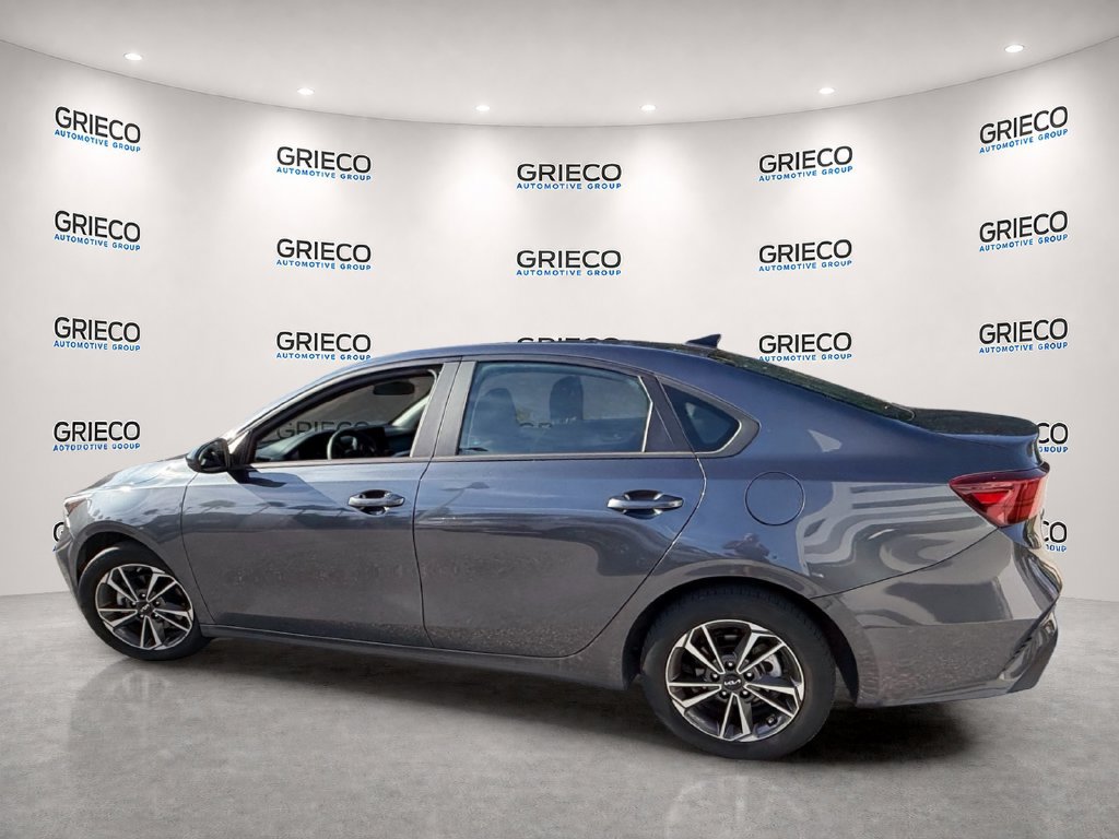 Used 2023 Kia Forte LXS FWD image 5