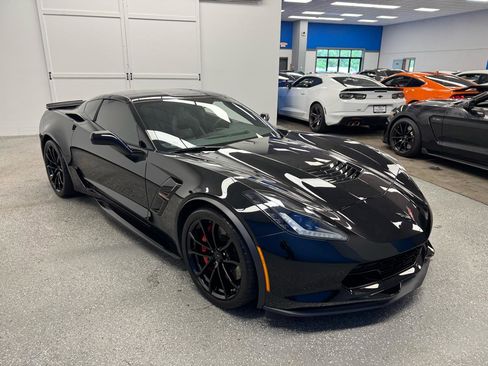 Used 2019 Chevrolet Corvette Grand Sport w/ Carbon Flash Badge Package RWD image 29