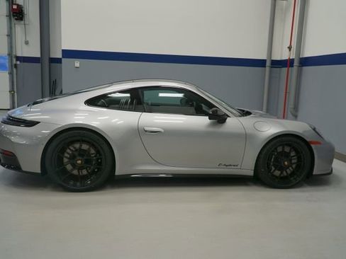 New 2026 Porsche 911 Carrera GTS image 11