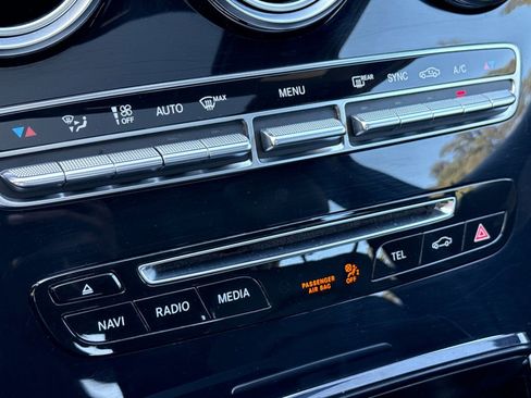 Used 2018 Mercedes-Benz C 300 Sedan image 17