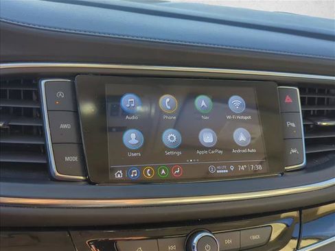 Used 2022 Buick Enclave Avenir w/ Avenir Technology Package AWD/4WD image 17