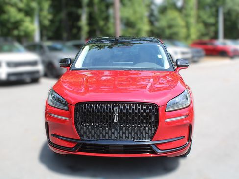 Used 2023 Lincoln Corsair FWD w/ Equipment Group 101A image 17