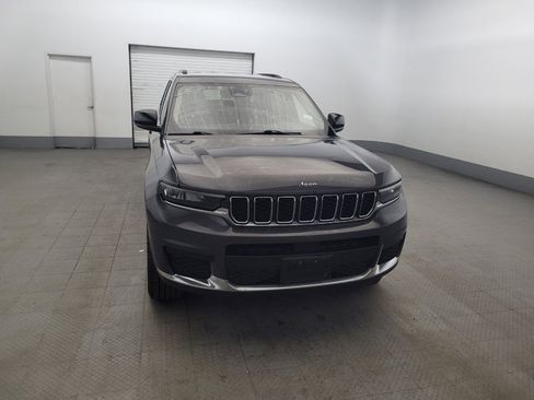 Used 2022 Jeep Grand Cherokee L Laredo w/ Luxury Tech Group I AWD/4WD image 14