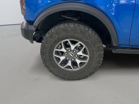 Certified 2025 Ford Bronco Badlands AWD/4WD image 9