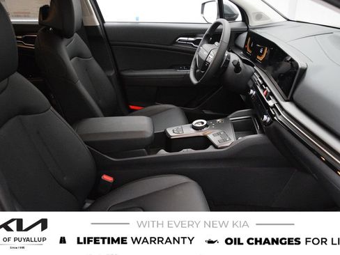 New 2026 Kia Sportage EX AWD/4WD image 16