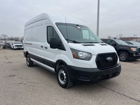 Certified 2023 Ford Transit 250 148 High Roof image 3