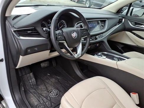 Certified 2023 Buick Enclave Essence w/ Experience Buick Package image 10