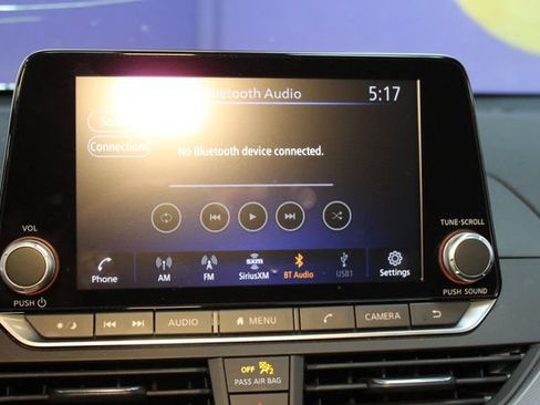 Used 2023 Nissan Altima 2.5 SR AWD/4WD image 23