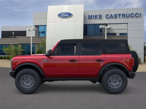 New 2025 Ford Bronco Big Bend w/ Black Diamond Package image 3