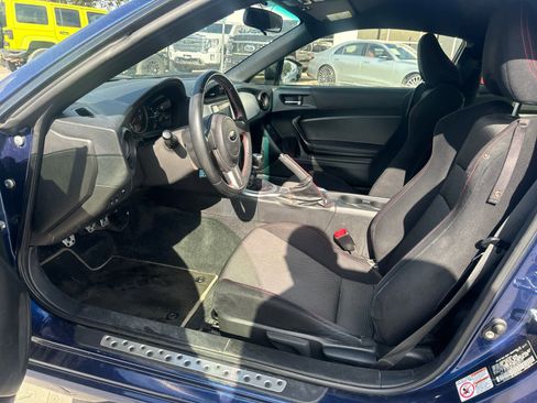 Used 2013 Subaru BRZ Premium RWD image 5