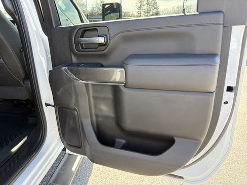 Used 2020 GMC Sierra 2500 AT4 w/ AT4 Premium Package image 19