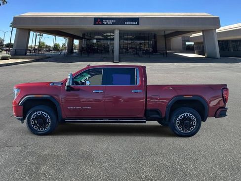 Used 2022 GMC Sierra 2500 Denali w/ Denali Ultimate Package AWD/4WD image 2
