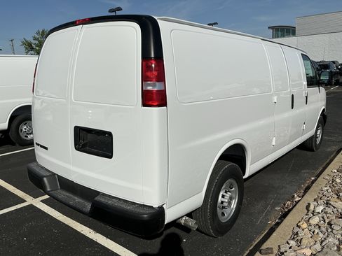 New 2026 Chevrolet Express 3500 Extended w/ Driver Convenience Package RWD image 7