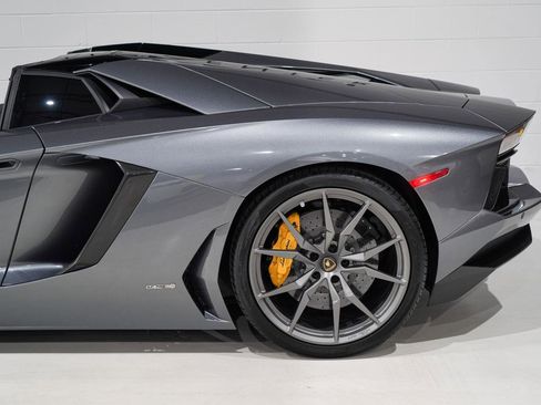 Used 2014 Lamborghini Aventador LP 700-4 image 34