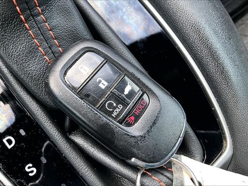 Certified 2024 Honda HR-V Sport image 46
