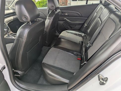 Used 2016 Chevrolet Malibu LT FWD image 22