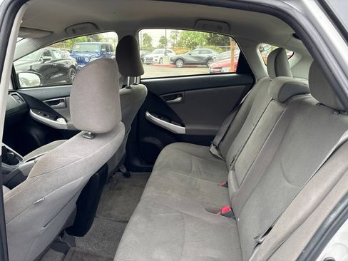 Used 2015 Toyota Prius Two FWD image 13