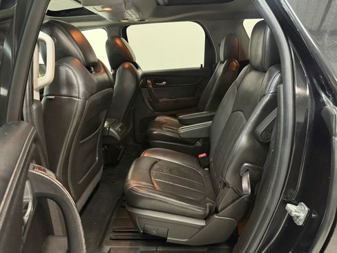 Used 2013 GMC Acadia Denali image 18