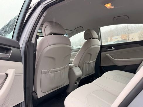 Used 2016 Hyundai Sonata Sport image 11