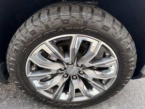 Used 2023 GMC Sierra 1500 Denali w/ Denali Reserve Package image 13